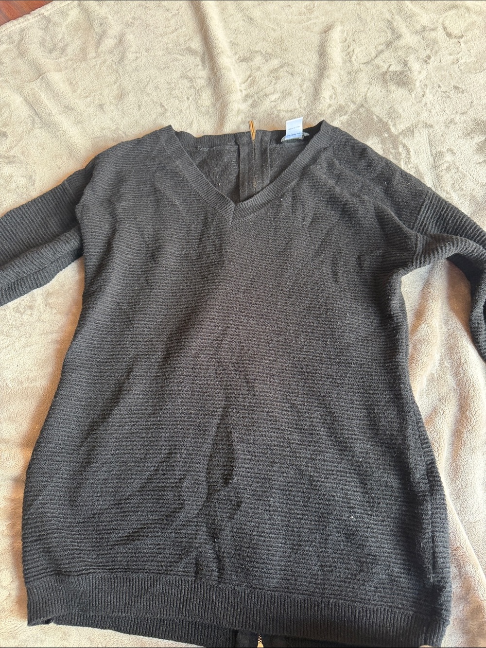 VENUS Black V-Neck Ribbed Sweater